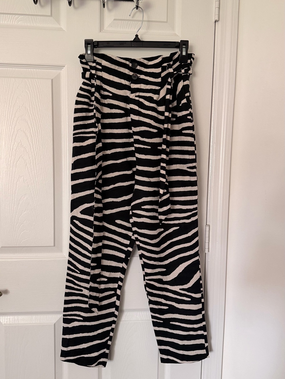 H&M Black & White Wide Leg Zebra Print Paperbag Pants